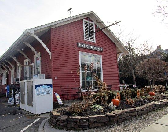 Errico's Market Deli
