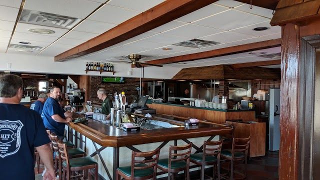 Kelly's Cafe Restaurant